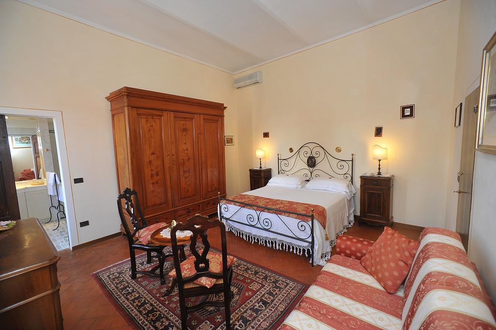Villa De Fiori Пістоя Номер фото